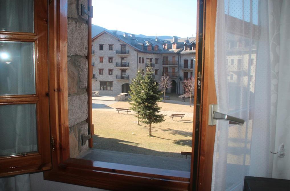Appartamento Check-In Casas Luana Benasque Esterno foto